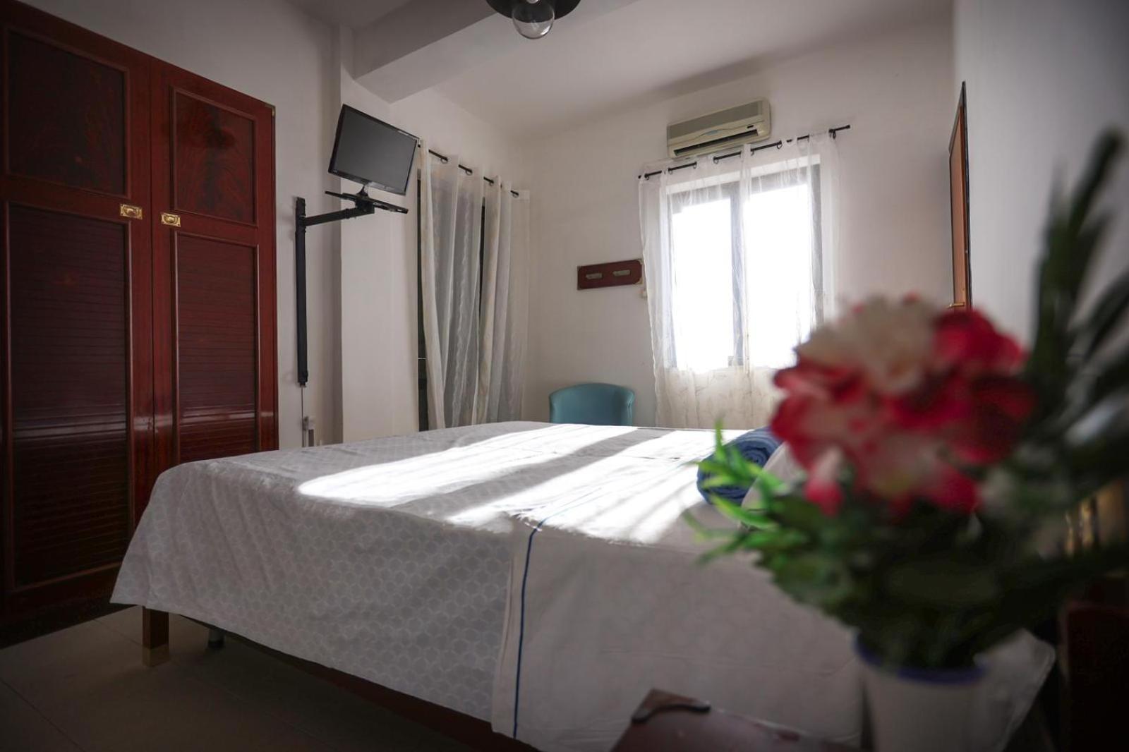 Hotel Barracuda Варкатуро Экстерьер фото